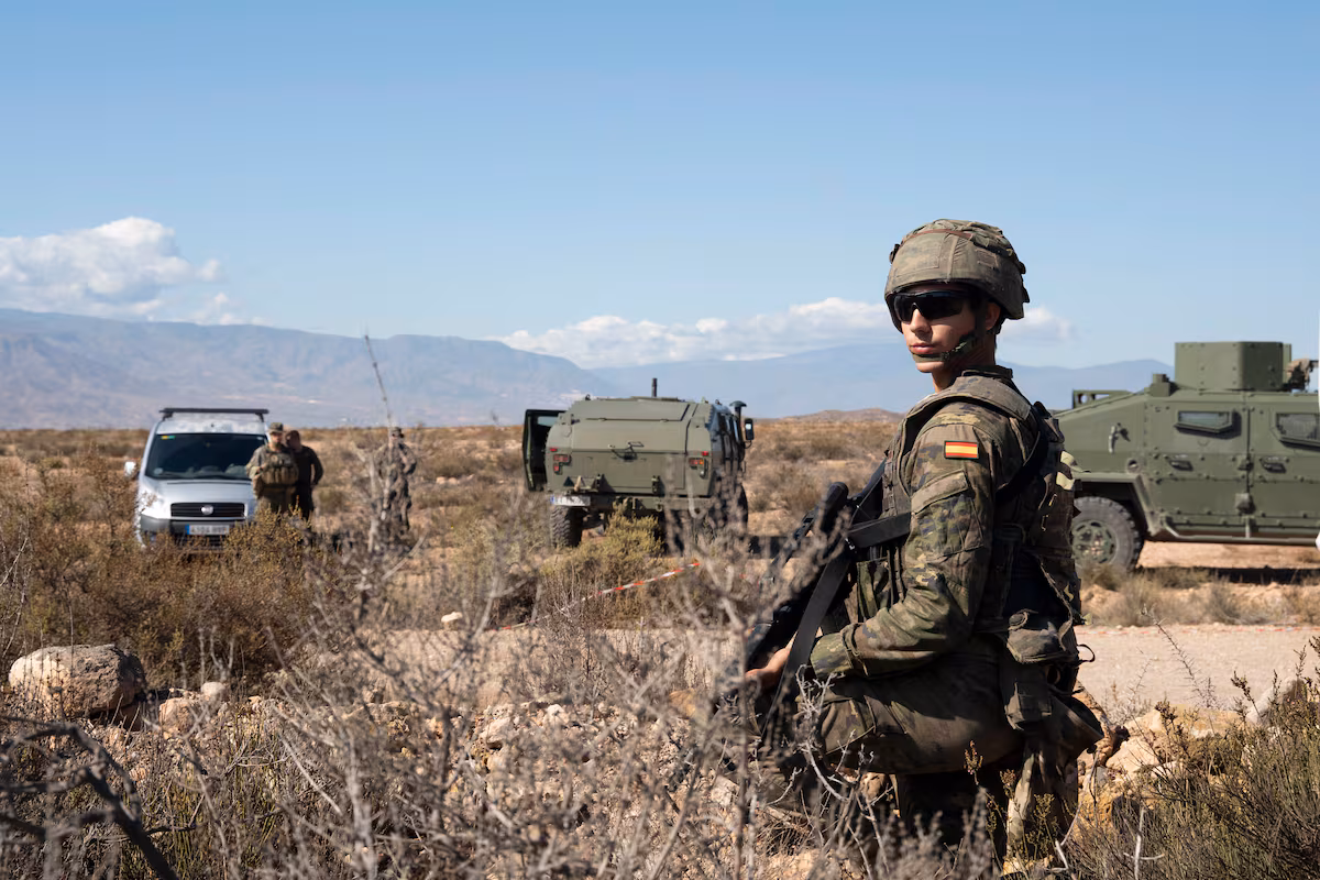 Explosión en campo de maniobras de Viator: un muerto y heridos en Almería