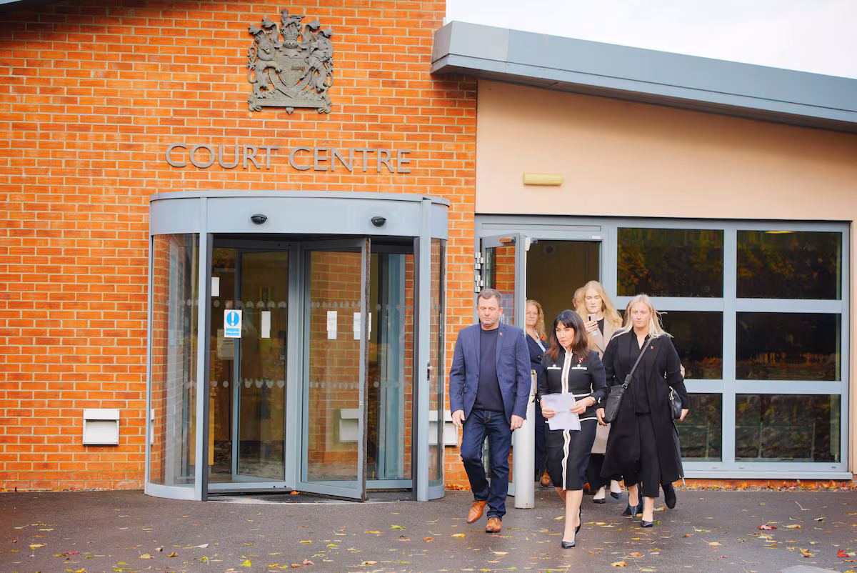 Exsargento británico condenado por agresión sexual a soldado que se suicidó