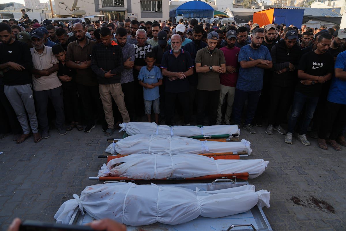 Israel reanuda los bombardeos en Gaza y corta la entrada de ayuda tras acusar a Hamás de violar el alto el fuego