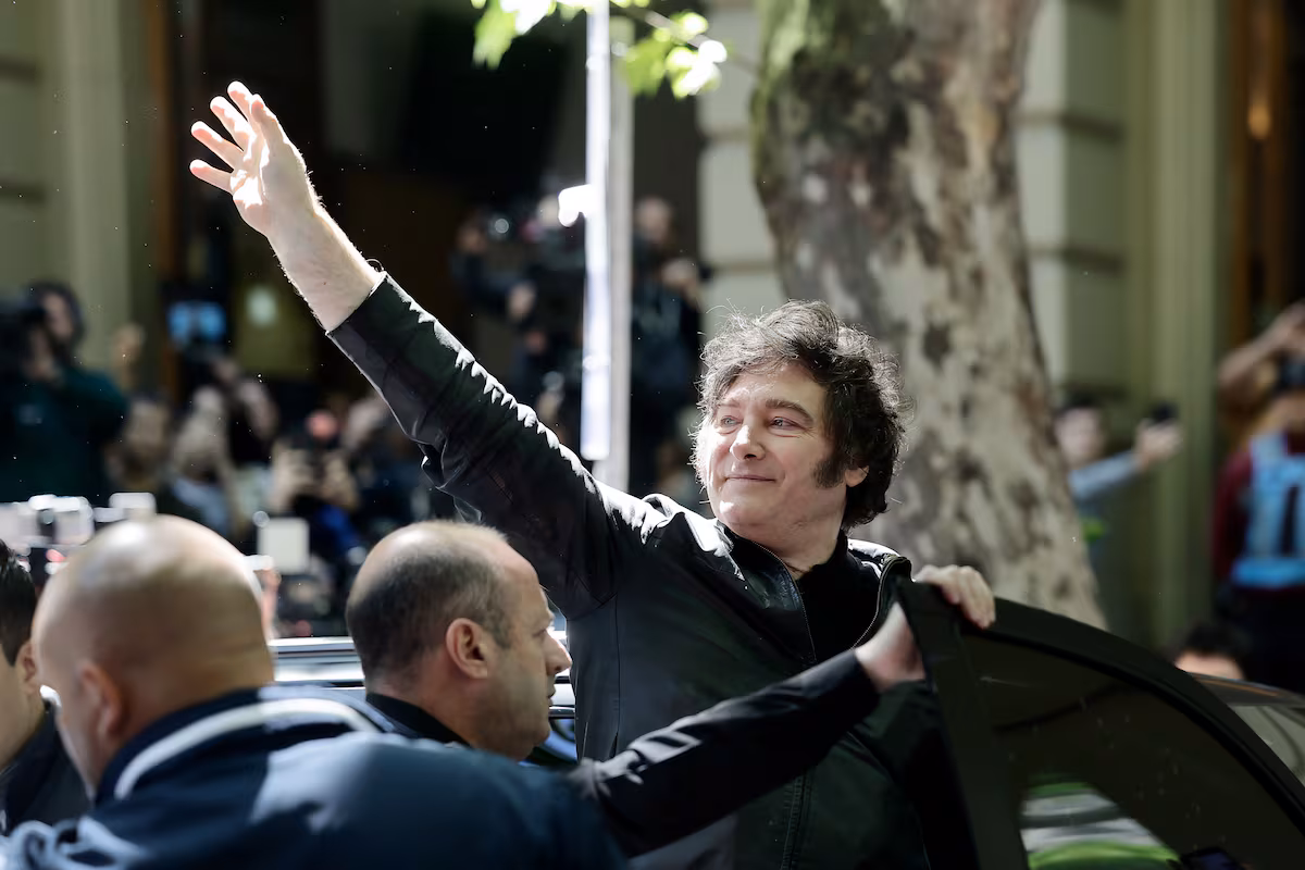 Milei desafía a las urnas con su plan de recortes para Argentina