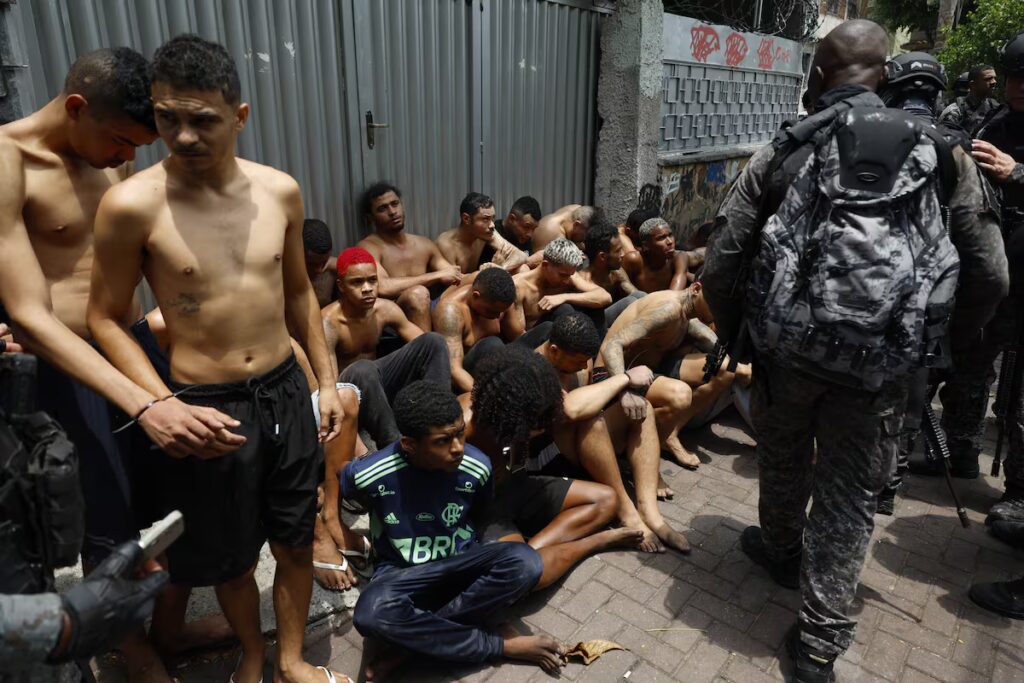 Río de Janeiro: Megaoperación contra el crimen deja 64 muertos y muchos detenidos