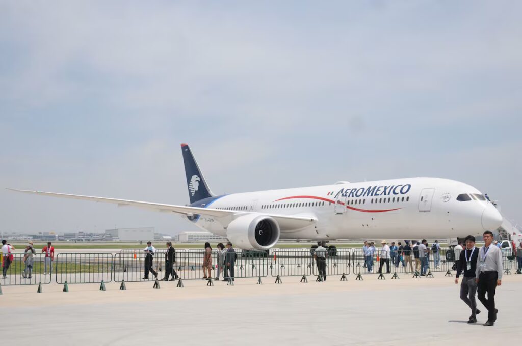 Aeroméxico Renueva Su Presencia Financiera en Wall Street y la BMV