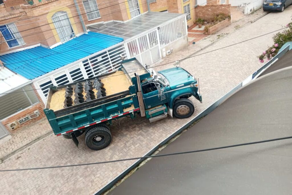 Colombia frustra ataque con camión bomba a base militar en Tunja