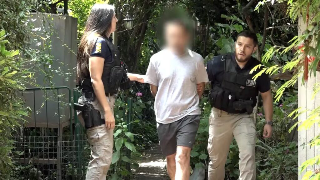 Cuñado del fotógrafo de la Teletón arrestado en La Reina tras tragedia familiar