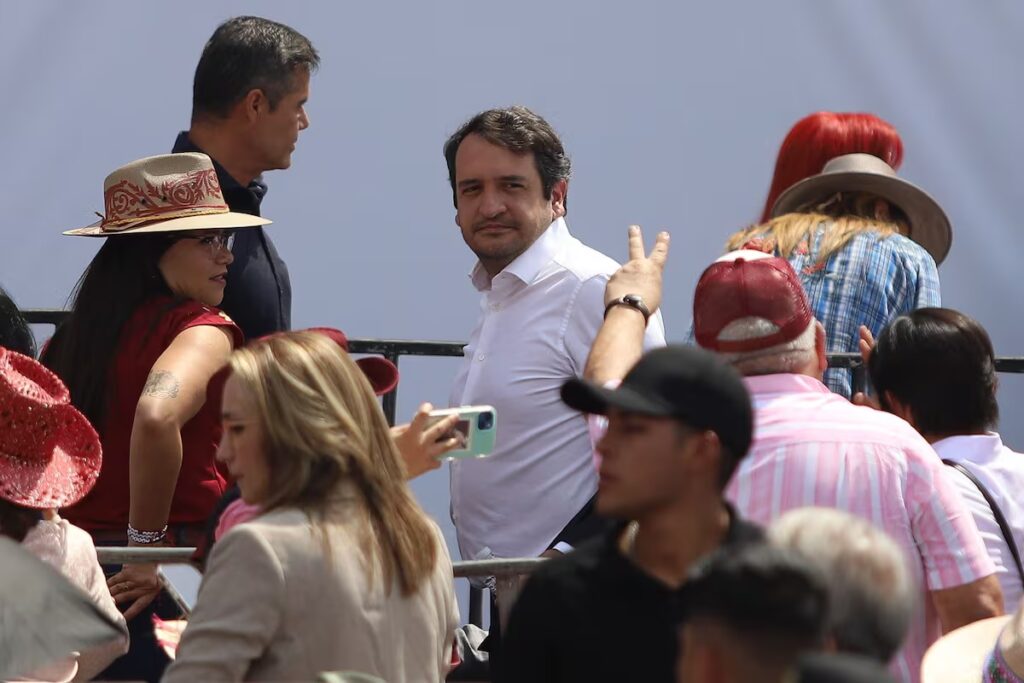 Desmarque de López Beltrán en Morena: tensión creciente con Alcalde