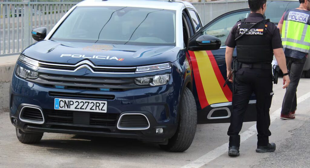 Detenido en [Ciudad] por agredir y estafar 1.000 euros a un hombre de citas