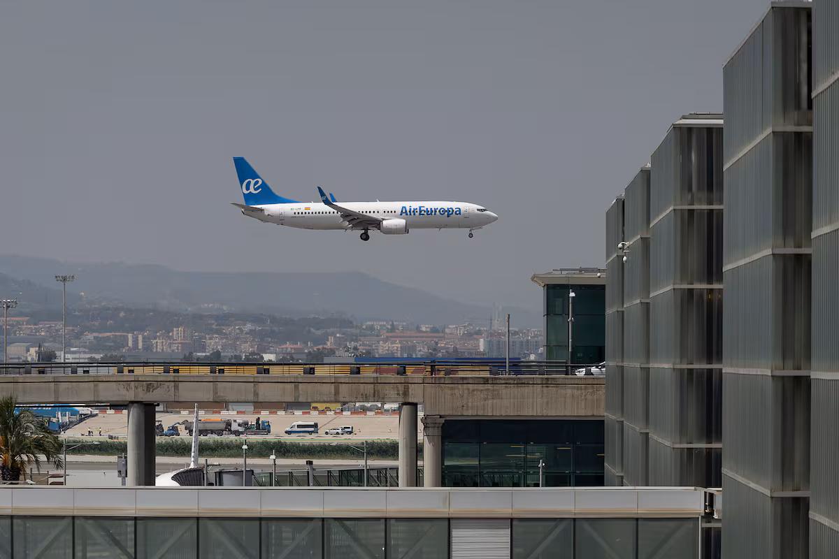 El Govern impulsa el aeropuerto de Barcelona como hub internacional en Asia