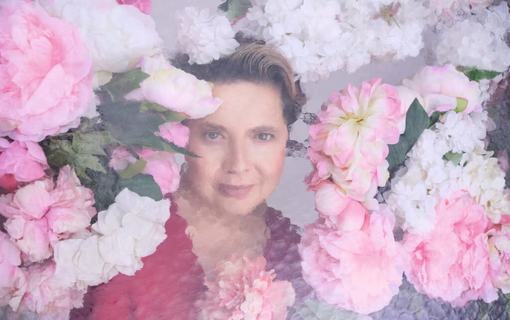 El calendario Pirelli 2026 celebra la belleza natural de mujeres maduras