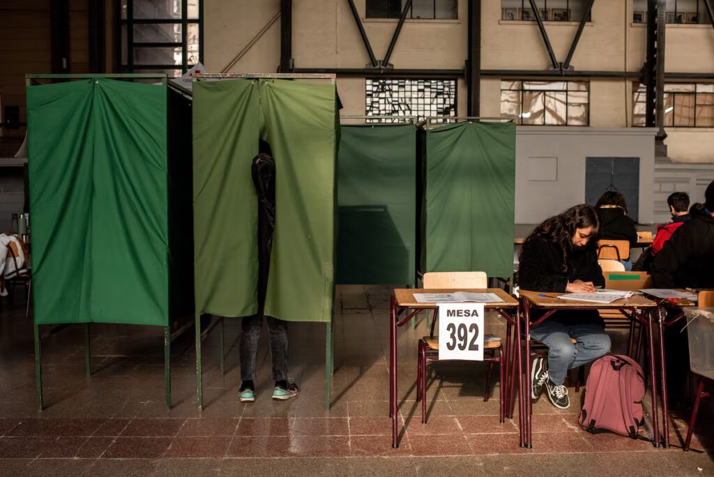 Elecciones Chile 2025: Guía de voto obligatorio y sanciones