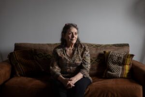 Elizabeth Lira: Urge a Gobierno de extrema derecha a localizar detenidos desaparecidos