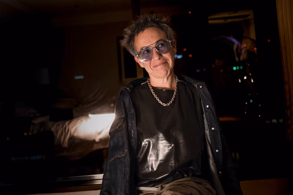 Gabriela Cabezón Cámara recibe el National Book Award por ‘Las niñas del naranjel’