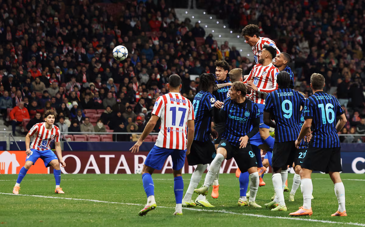 Giménez mantiene la esperanza del Atlético con un gol decisivo ante el Inter