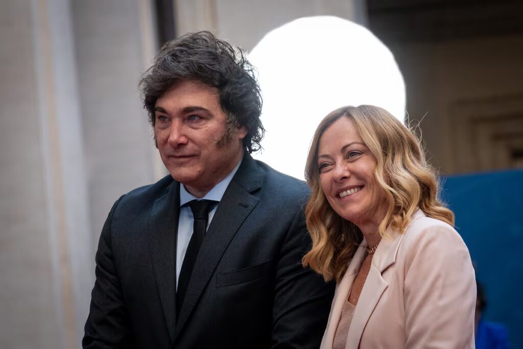 Kast intensifica contactos internacionales tras el éxito de Milei y Meloni