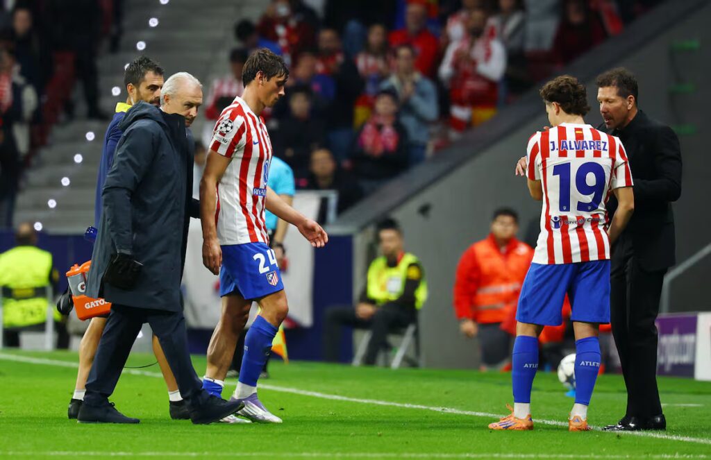 Le Normand, baja por lesión tras el partido de Champions contra St-Gilloise