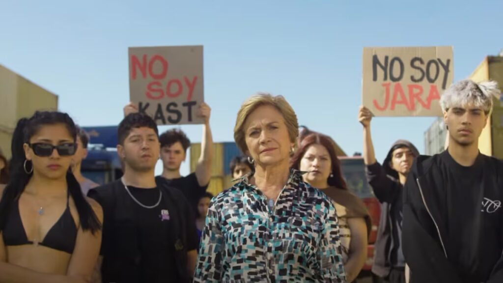 Matthei lanza rap contra izquierda y republicanos, Kast lo critica duramente