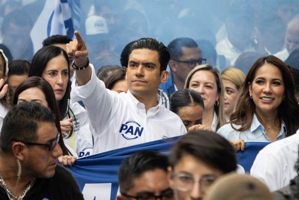 Panistas A la Búsqueda: La Oposición en México Intenta Reforzar su Base