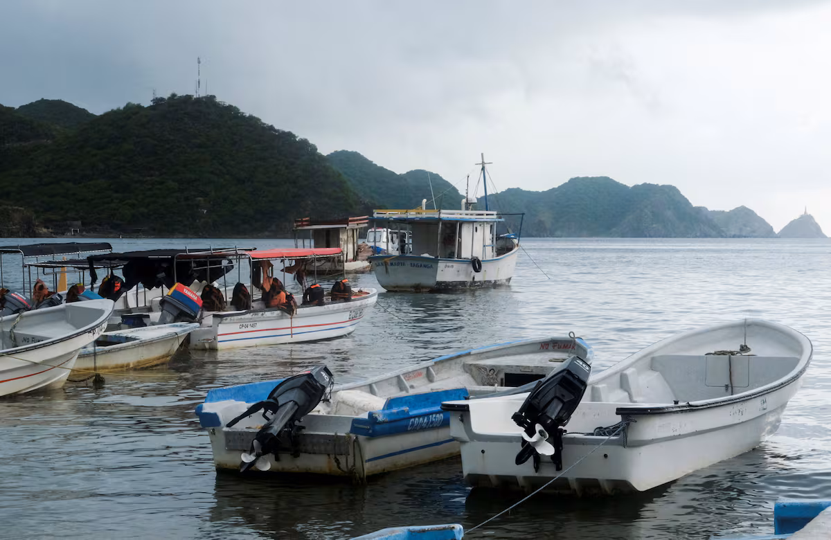 Pescadores artesanales del Caribe colombiano detienen actividades por amenazas estadounidenses