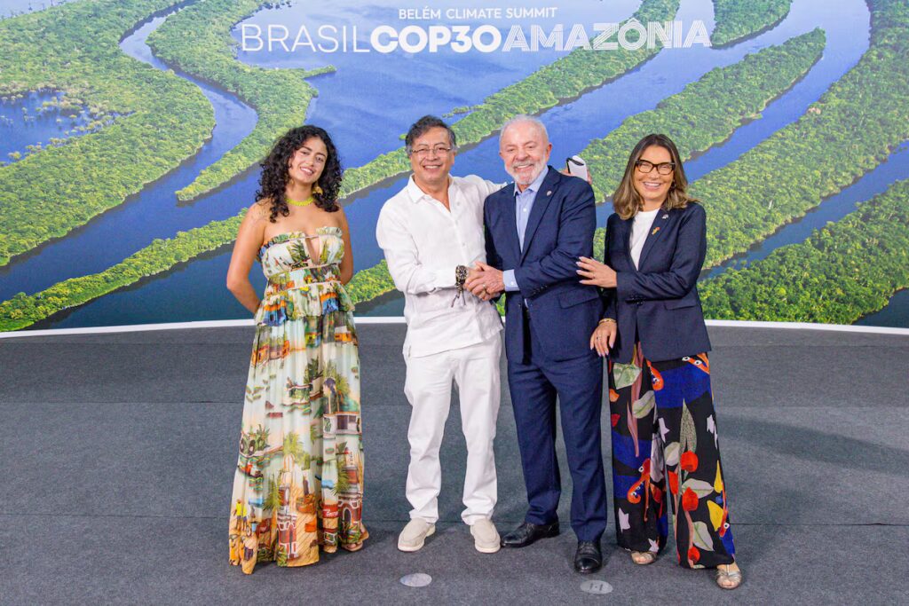 Petro cierra ofensiva diplomática en cumbre Celac-UE en Santa Marta