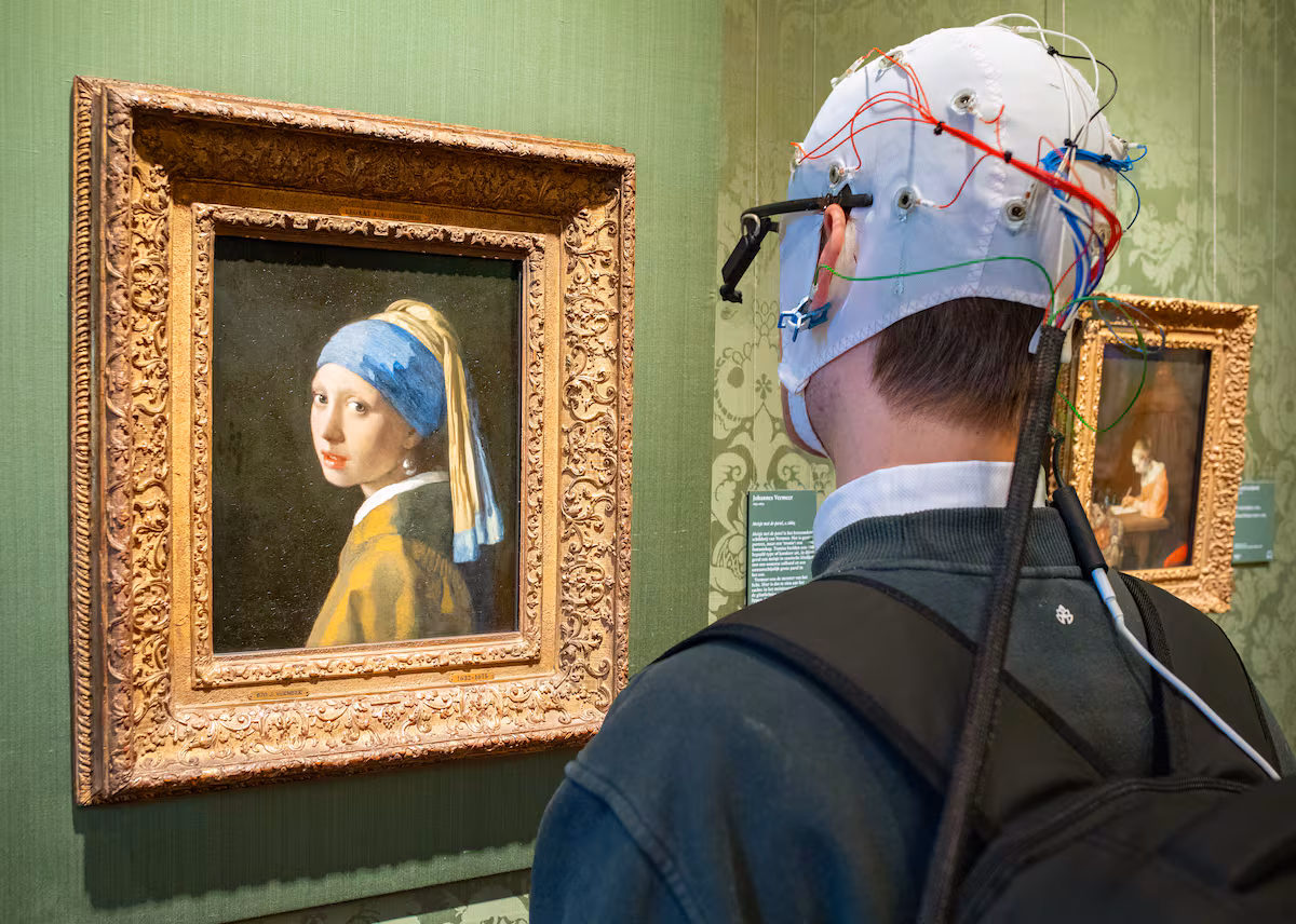 Unesco advierte sobre neurotecnología: "La privacidad mental, en peligro"