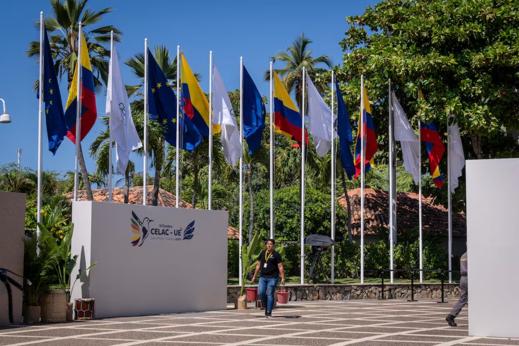 Unión Europea y CELAC se reúnen en Colombia: ¿impacto de Trump?