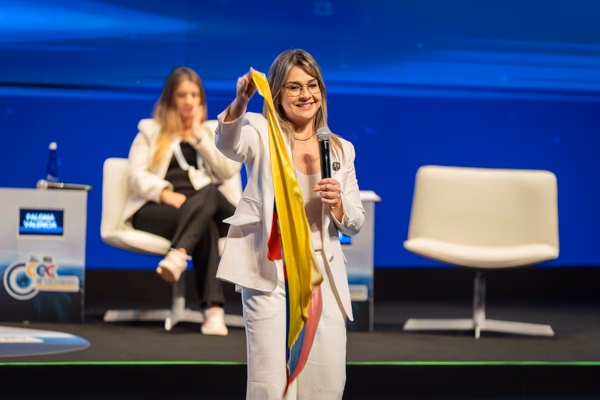 Vicky Dávila lucha por revitalizar su impulso electoral en Colombia