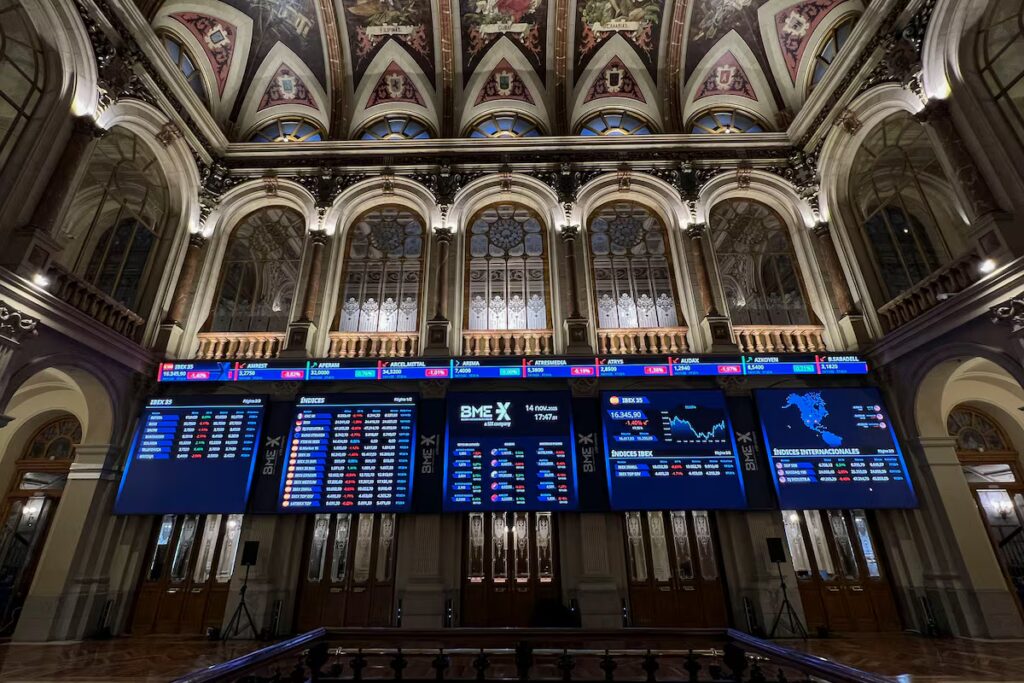 Wall Street arrastra al Ibex, que cae más del 2% al inicio.