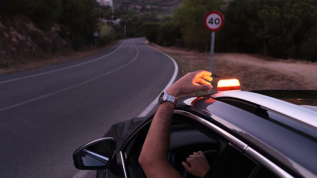 ¿La baliza V16 transmite nuestra ubicación al estar apagada? Clarificando dudas