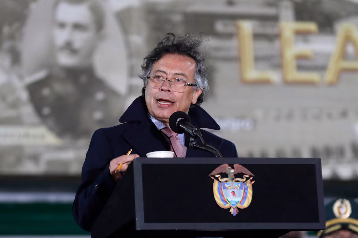 Aumento del salario mínimo en Colombia 2026: Impacto del Gobierno de Petro