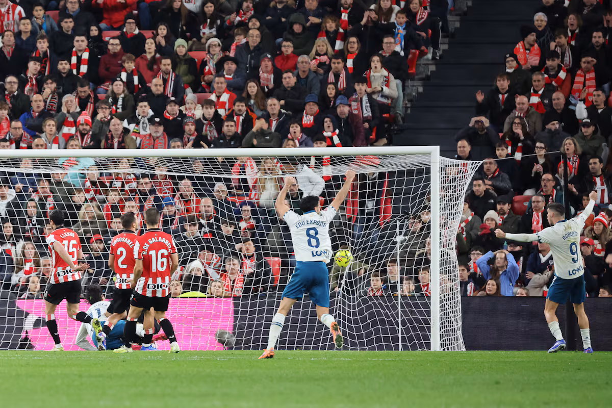 El Espanyol conquista San Mamés y logra su quinta victoria seguida
