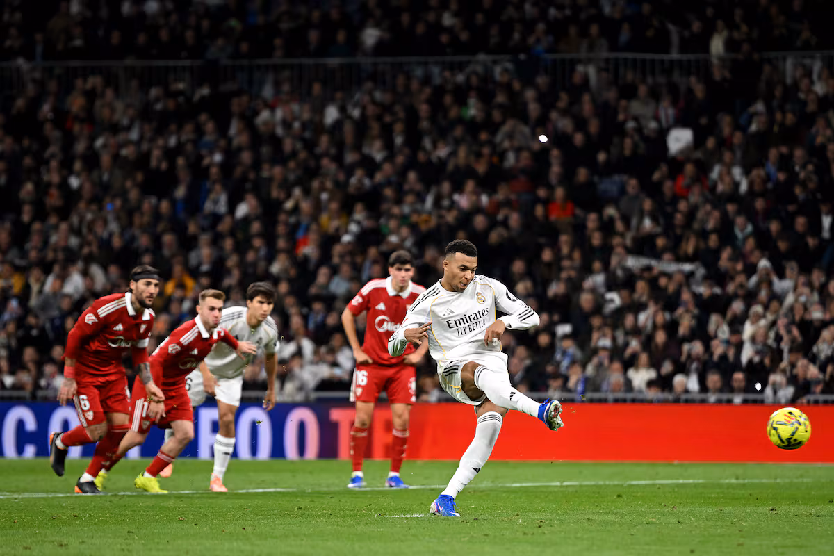 Mbappé Establece Récord en la Decepción del Bernabéu contra el Real Madrid