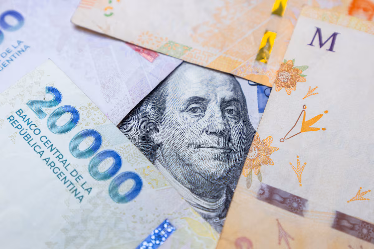 Argentina Aprueba Altas Tasas para Refinanciar Deuda Local