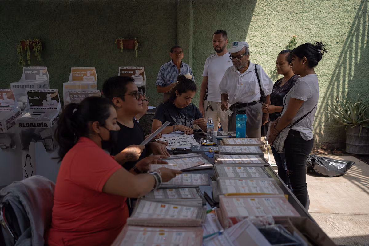 El Gobierno busca simplificar el proceso de votación para 2027