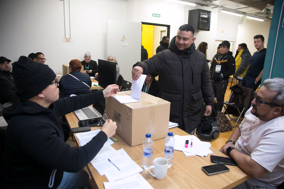 Glovo: Repartidores en España se suman al sindicalismo con su primer voto