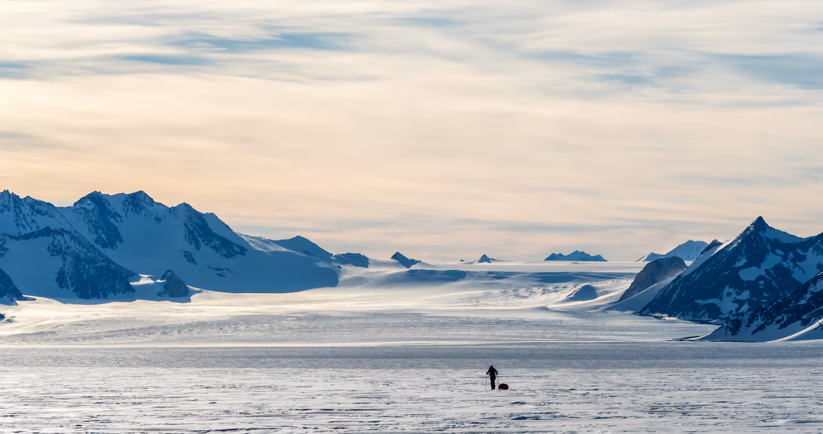 Revelan el misterio de la Antártida: un mapa bajo 2.000 metros de hielo