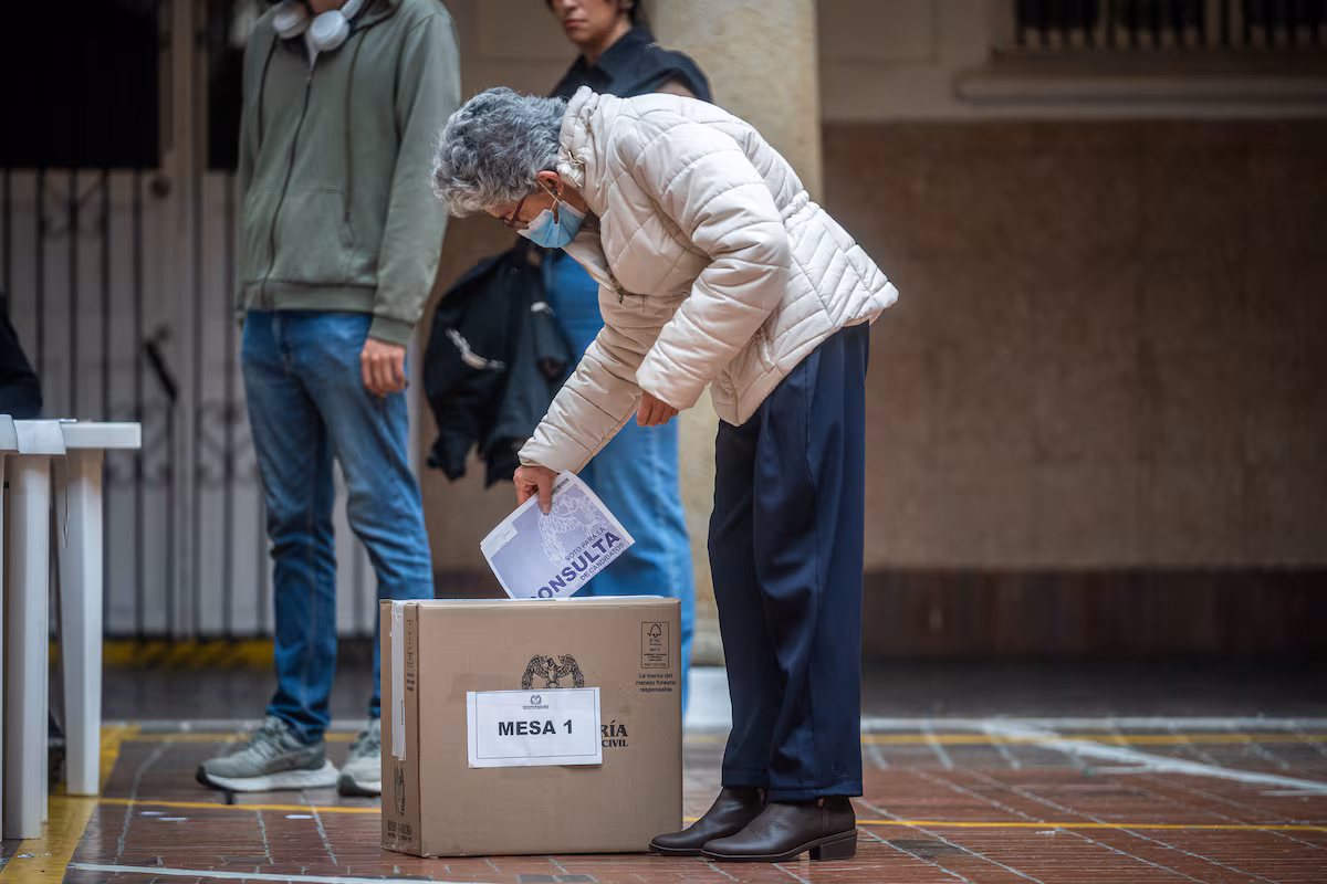 CNE: Normas Abundantes y Democracia Limitada en Consultas Ciudadanas