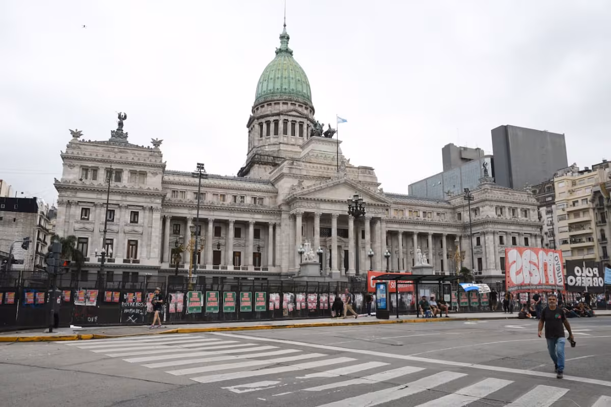 Congreso Argentino Debatirá Reforma Laboral de Milei Durante Huelga General