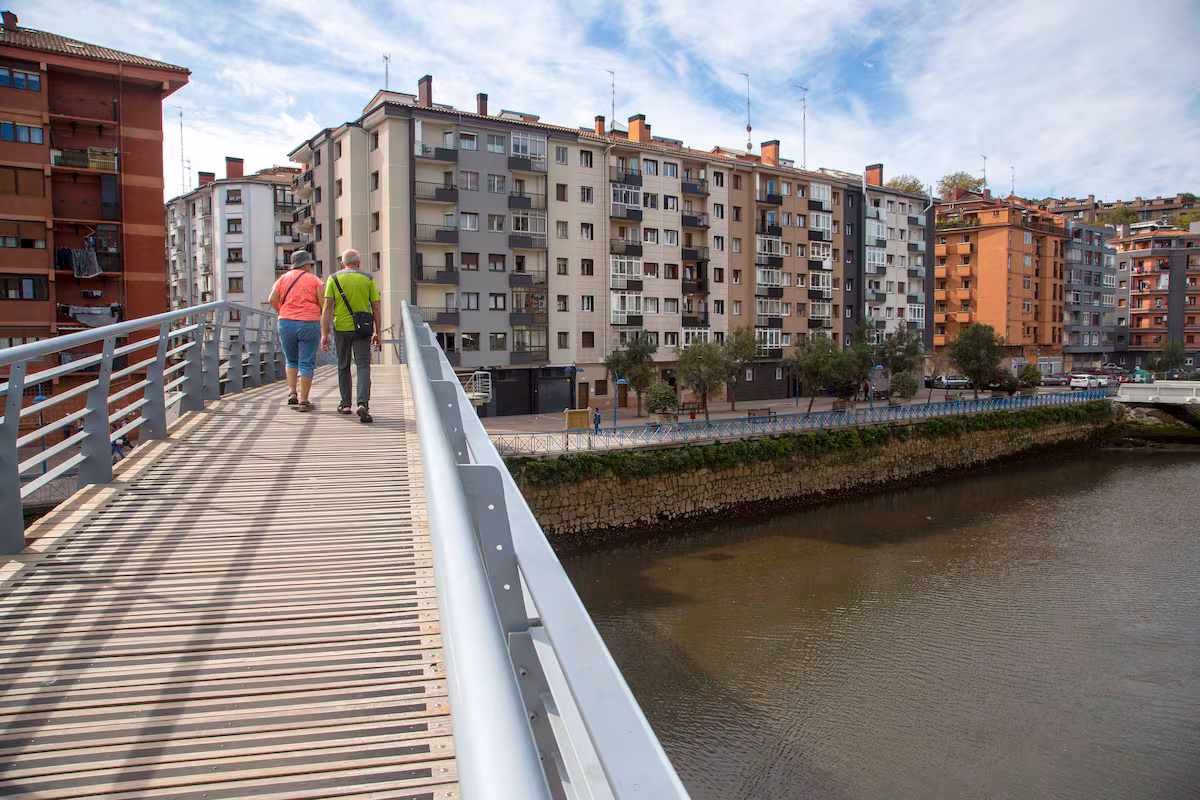 La mitad de los vascos vive en áreas con alquileres regulados