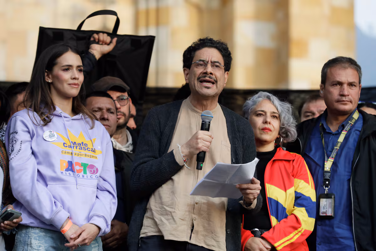Los Secretos No Revelados por los Candidatos en la Contienda