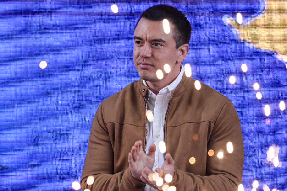 Noboa y el cerco al disenso: Crisis política en Ecuador