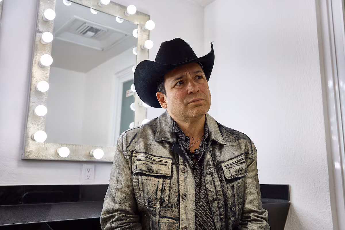 Bobby Pulido: La estrella tejana que busca un lugar en el Congreso