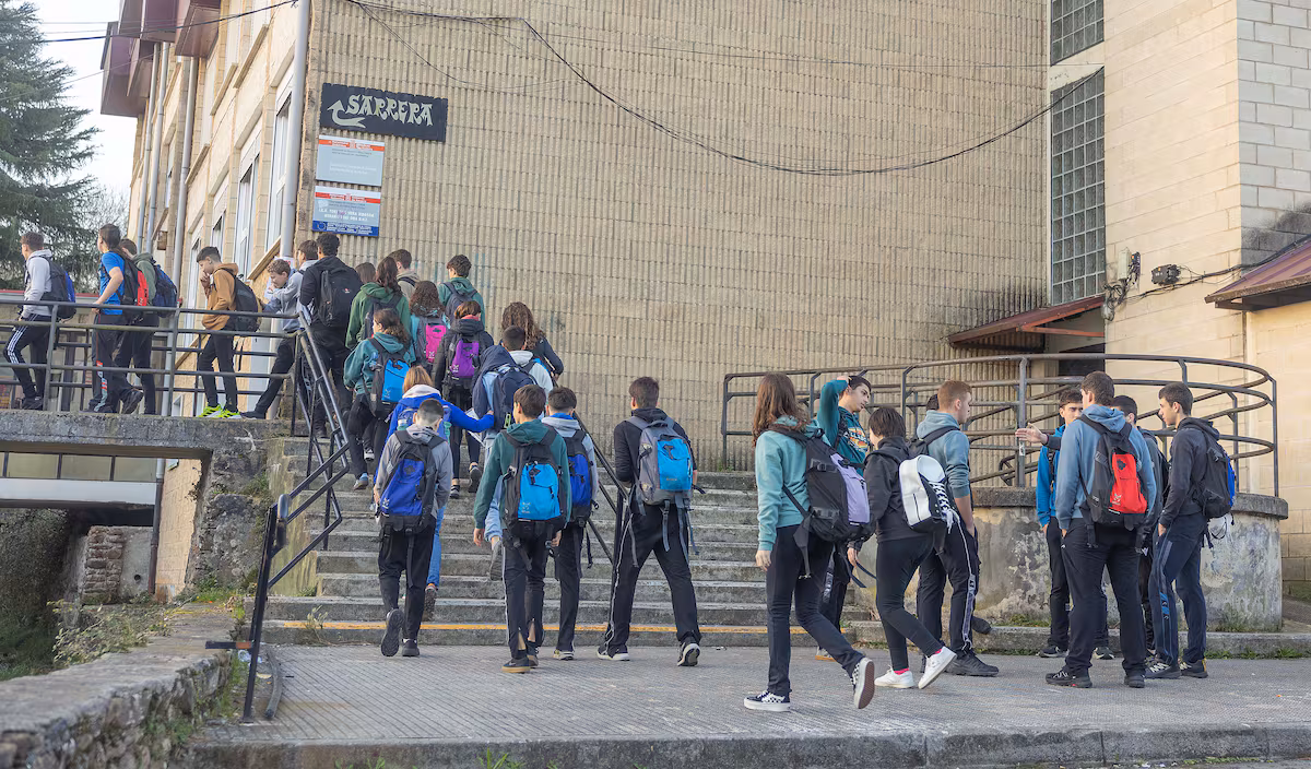 Crítica a colegios: 370,000 alumnos menos en clases de Religión