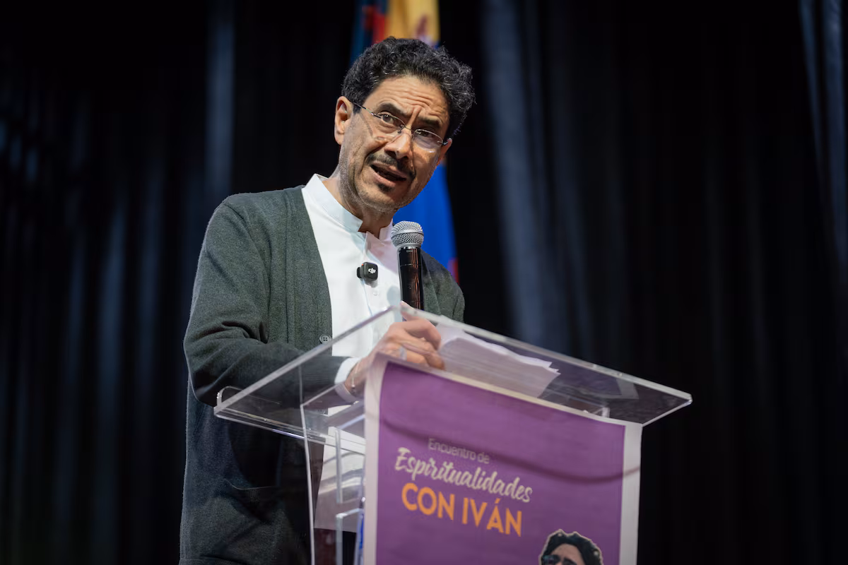 Iván Cepeda: la lucha de la izquierda por conquistar a los creyentes