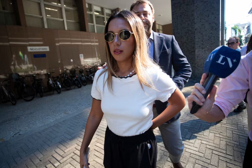 Turista argentina detenida en Brasil por racismo podrá regresar a su país