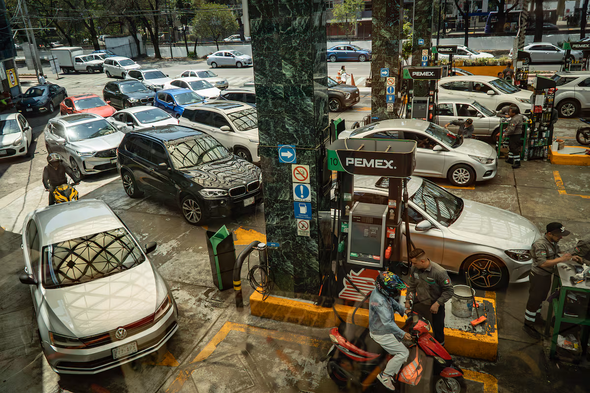 América Latina enfrenta crisis energética con subsidios y acuerdos laborales