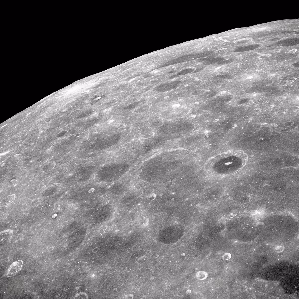 Astronautas explorarán cráteres y horizontes únicos de la Luna