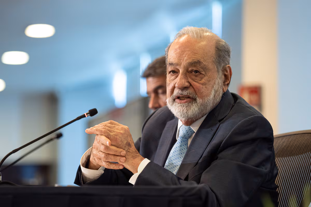 Carlos Slim aumenta su fortuna gracias al auge de los metales y la bolsa