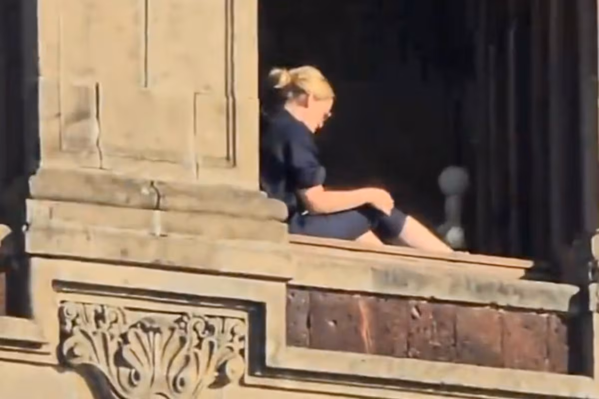 Florencia Franco renuncia a Hacienda tras ser vista en Palacio Nacional.