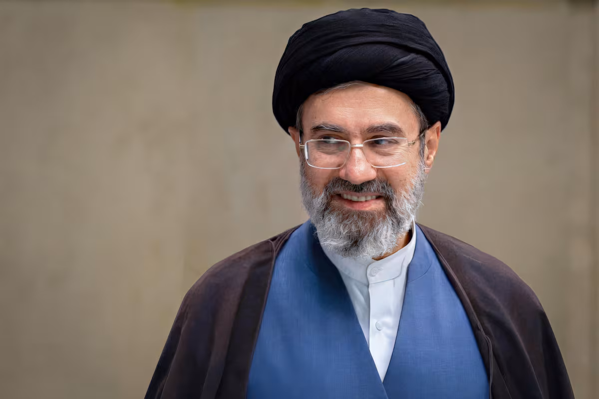 Irán refuerza su control en Ormuz y desafía a EE. UU.
