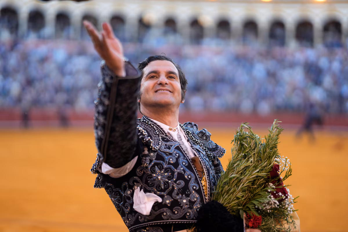 Morante: Pasión y Frenesí en el Torero Estrella