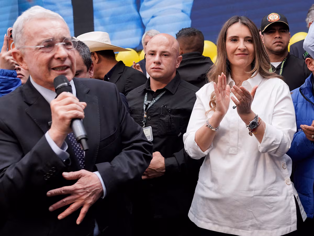 Paloma Valencia sugiere a Álvaro Uribe como ministro de Defensa en Colombia